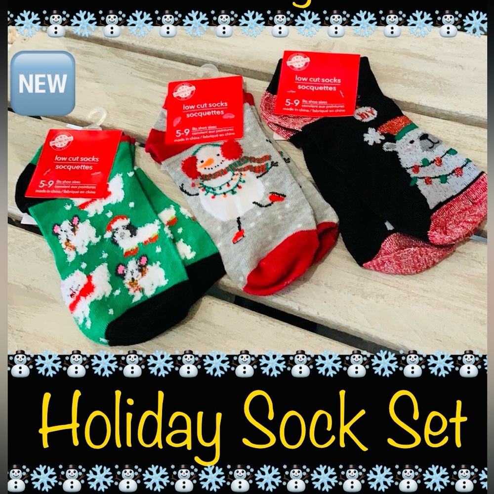 Clearance ~Christmas Holiday Design Fashion Socks 3 Pair (One Size) - 2 for $14